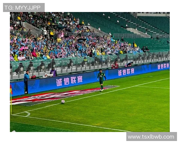 百米进球传奇足球明星的速度与技巧完美结合